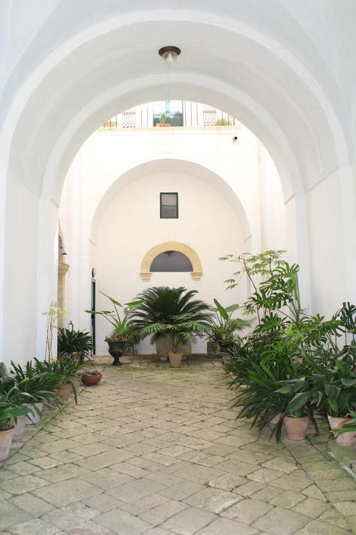 갈리아노델카포 Palazzo Bitonti B&B 외부 사진